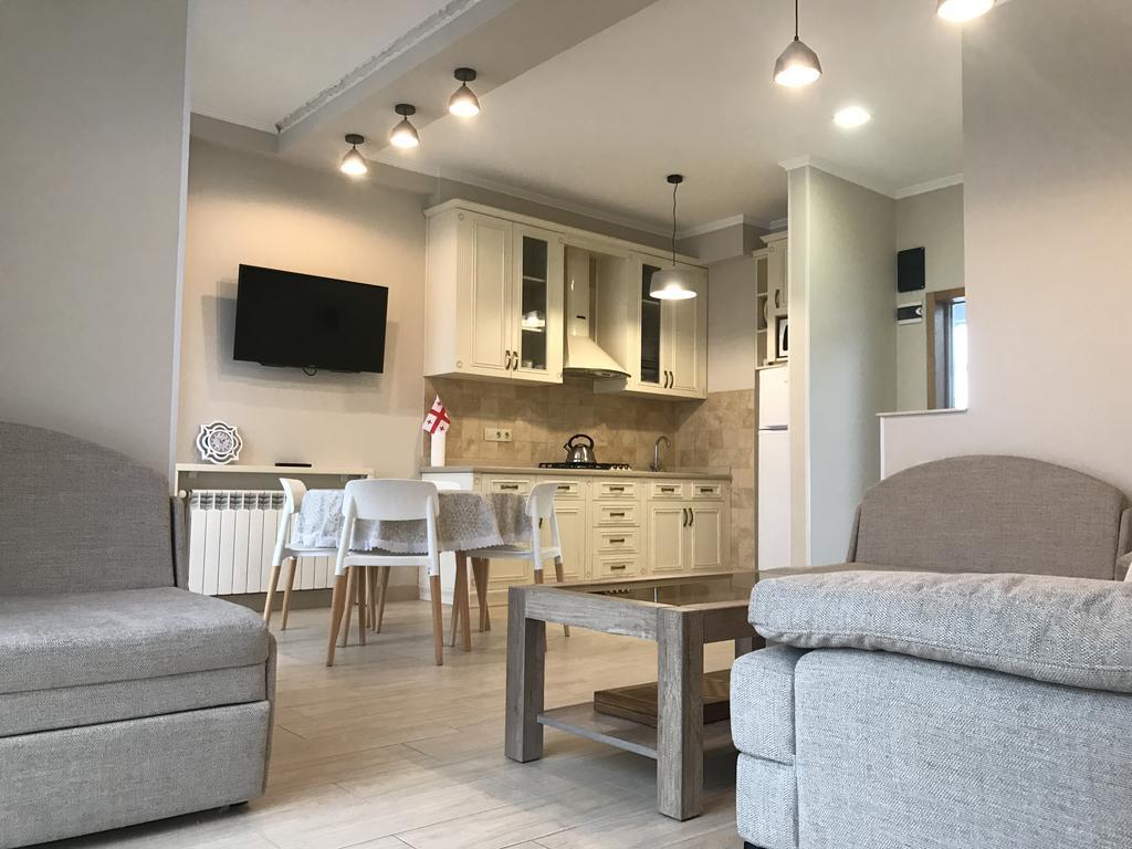 Piazza Apartment Батумі Екстер'єр фото